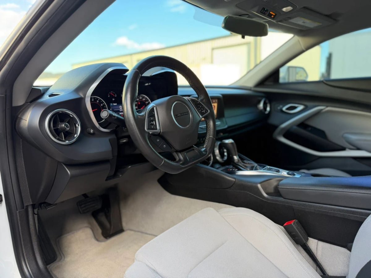 Used 2023 Chevrolet Camaro LT RWD image 14