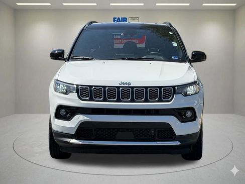 Certified 2025 Jeep Compass Limited AWD/4WD image 5