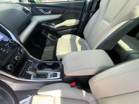 Used 2020 Subaru Ascent Limited w/ Technology Package image 19