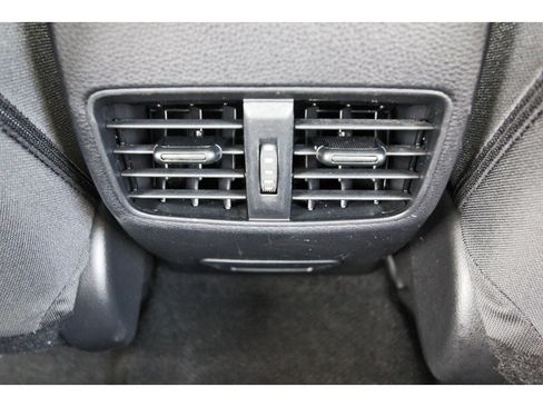 Used 2022 Toyota Corolla Cross LE w/ Moonroof Package FWD image 15