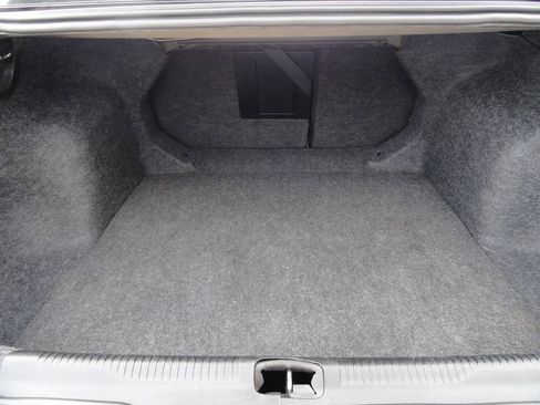 Used 2015 Chrysler 200 Limited image 11