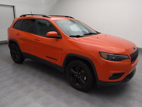 Used 2021 Jeep Cherokee Latitude Plus AWD/4WD image 11