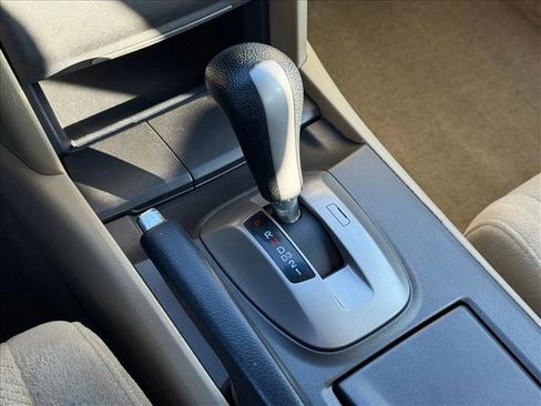 Used 2012 Honda Accord EX image 16