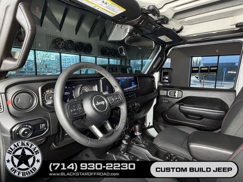 Used 2025 Jeep Wrangler Unlimited Rubicon AWD/4WD image 14