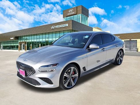 Used 2025 Genesis G70 2.5T w/ Sport Prestige Package image 10
