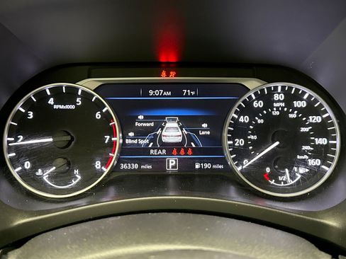 Used 2023 Nissan Sentra SV w/ All-Weather Package FWD image 9