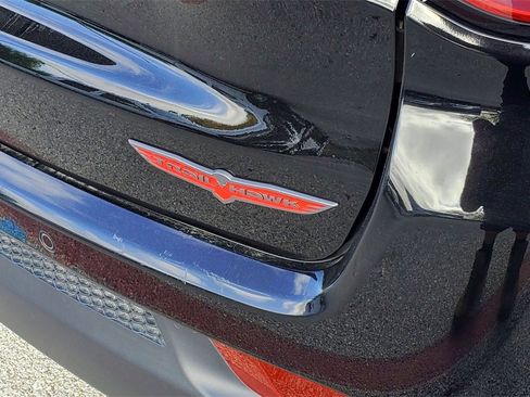 Used 2023 Jeep Compass Trailhawk image 8