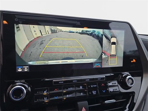 Used 2022 Toyota Highlander Platinum image 26