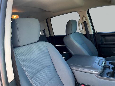 Used 2014 RAM 1500 Tradesman w/ Popular Equipment Group AWD/4WD image 29