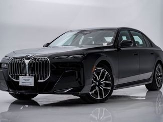 Used 2025 BMW 740i xDrive video 1