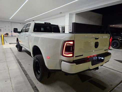 Used 2024 RAM 3500 Big Horn w/ Night Edition image 4