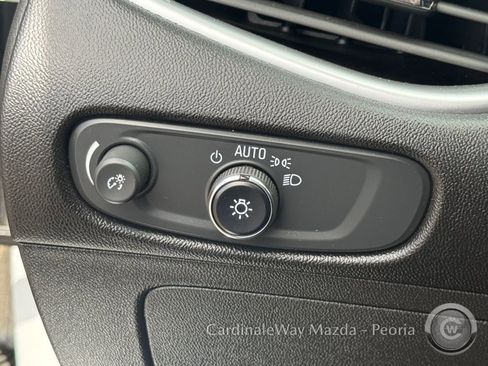 Used 2023 Chevrolet Malibu LS image 15