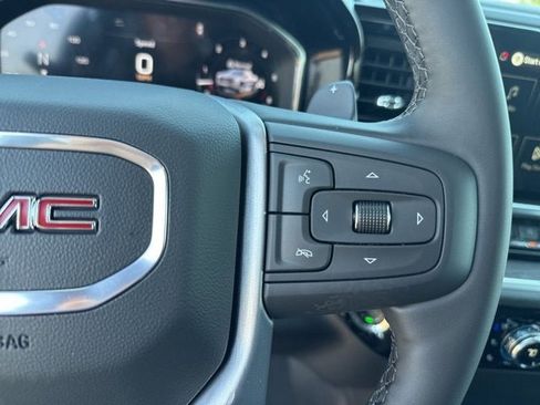 New 2026 GMC Sierra 1500 SLT w/ SLT Convenience Package image 17