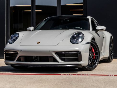 Used 2022 Porsche 911 Carrera 4 GTS AWD/4WD image 1