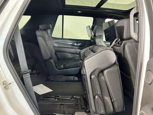 Used 2021 GMC Yukon Denali w/ Denali Premium Package AWD/4WD image 27