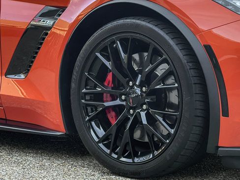 Used 2019 Chevrolet Corvette Z06 RWD image 49