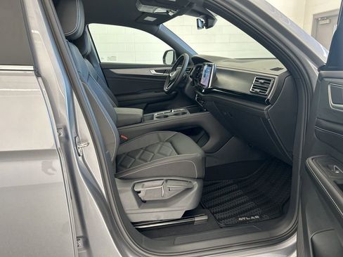 New 2026 Volkswagen Atlas Cross Sport SE AWD/4WD image 26