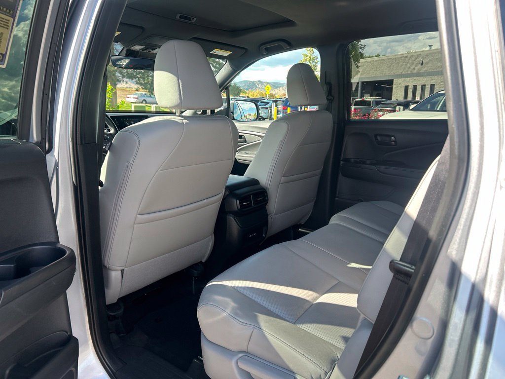 Used 2025 Honda Passport EX-L image 20