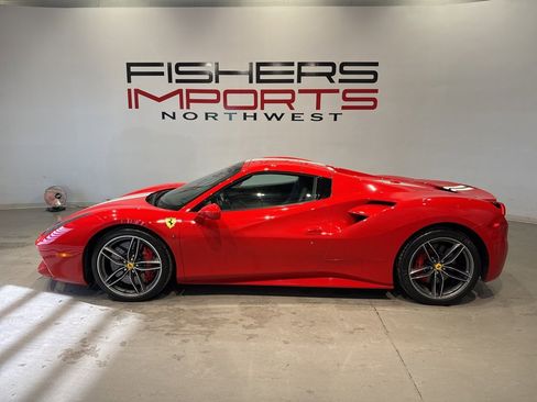 Used 2018 Ferrari 488 Spider image 9