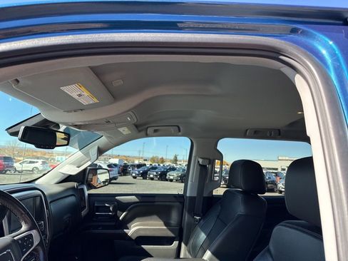Used 2018 GMC Sierra 1500 SLT AWD/4WD image 23