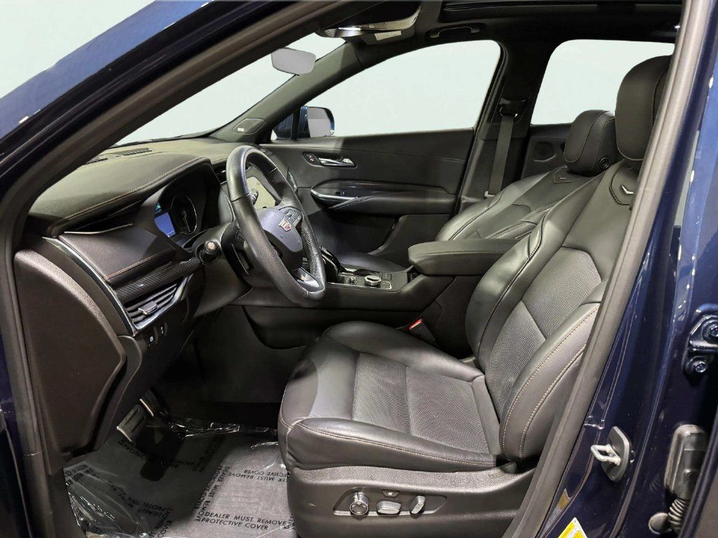 Used 2021 Cadillac XT4 Sport AWD/4WD image 24