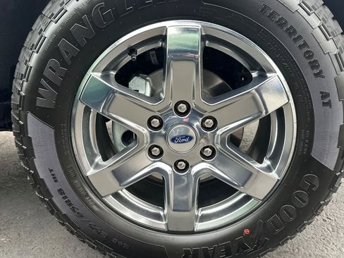 Certified 2025 Ford Ranger XLT w/ Chrome Accent Package image 7