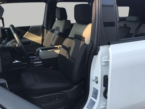 Used 2026 GMC Hummer EV SUV AWD/4WD image 33