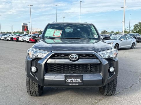 Used 2017 Toyota 4Runner SR5 Premium AWD/4WD image 2