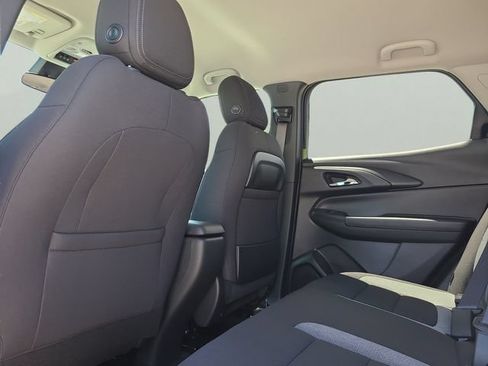 New 2026 Chevrolet TrailBlazer LT w/ Midnight Edition FWD image 12