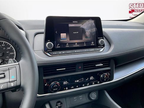 New 2026 Nissan Rogue SV image 6