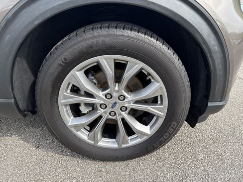 Used 2021 Ford Explorer Limited RWD image 13