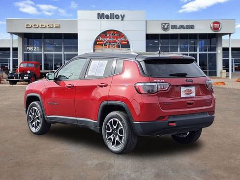 Certified 2025 Jeep Compass Trailhawk AWD/4WD image 3