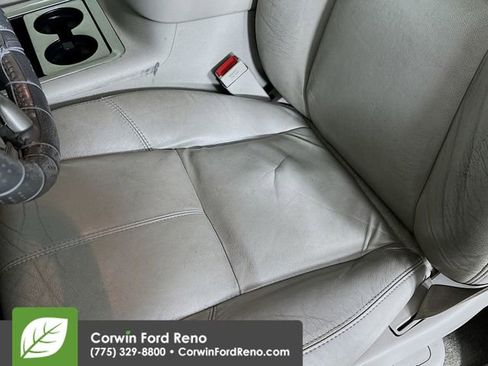 Used 2008 Chevrolet Silverado 2500 LTZ w/ EZ-Lift Tailgate Package image 19