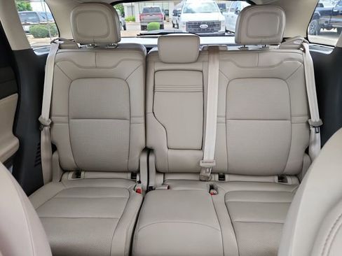 New 2024 Lincoln Corsair AWD w/ Equipment Group 102A image 13