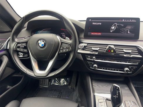 Used 2022 BMW 530i w/ Premium Package image 53