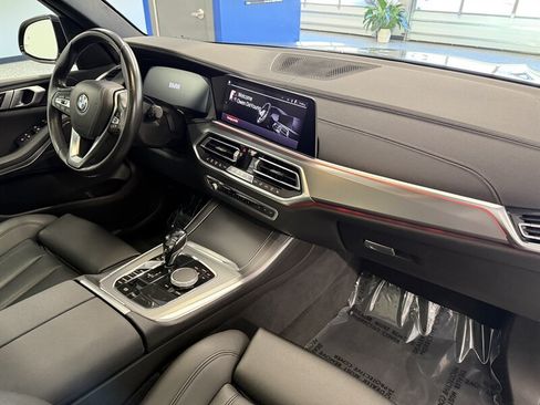 Used 2019 BMW X5 xDrive40i w/ Convenience Package AWD/4WD image 14