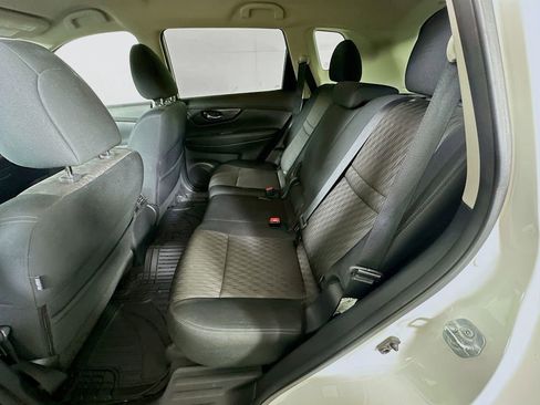 Used 2017 Nissan Rogue SV w/ Midnight Edition Package image 14