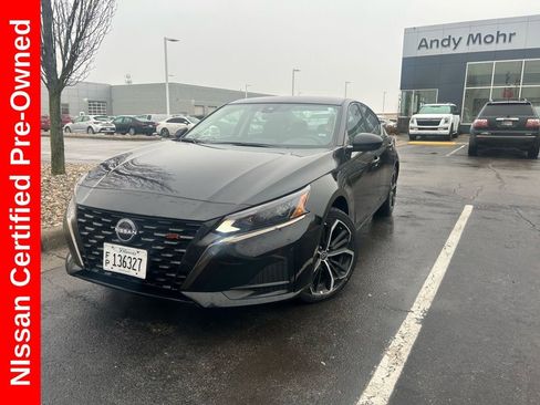 Certified 2025 Nissan Altima 2.5 SR image 1