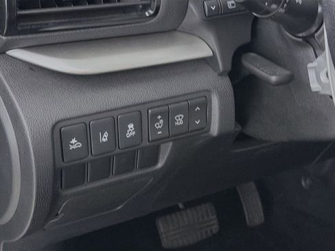 Used 2022 Mitsubishi Eclipse Cross SE FWD image 12