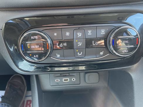 Used 2023 Buick Encore GX Essence w/ Advanced Technology Package image 25