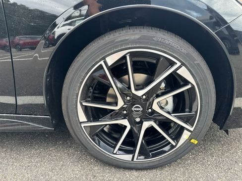 New 2025 Nissan Sentra SR w/ Trunk Package image 29