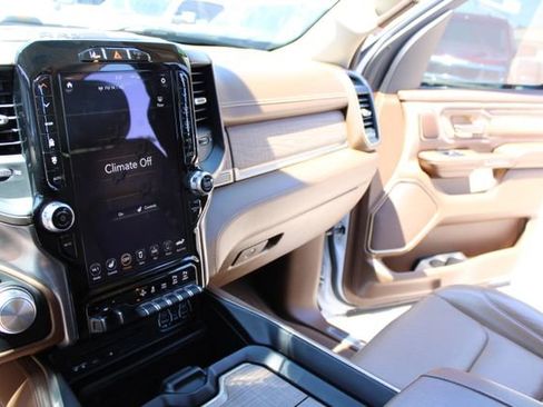 Used 2019 RAM 1500 Limited AWD/4WD image 15