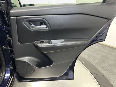 Used 2026 Nissan Rogue SV AWD/4WD image 34