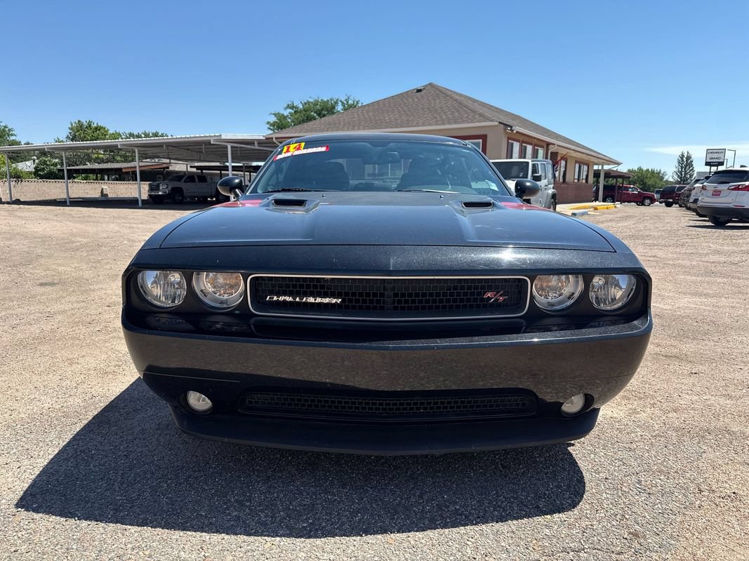 Used 2014 Dodge Challenger R/T w/ Sound Group II RWD image 2
