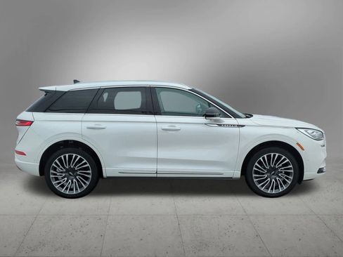 Used 2022 Lincoln Corsair Reserve w/ Equipment Group 201A image 7