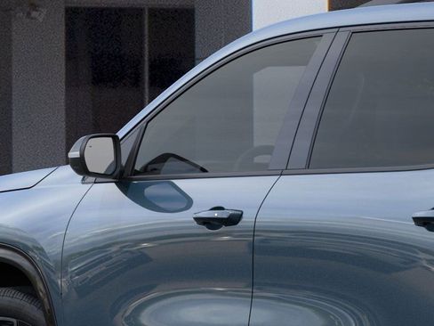 New 2026 Chevrolet Traverse RS image 12