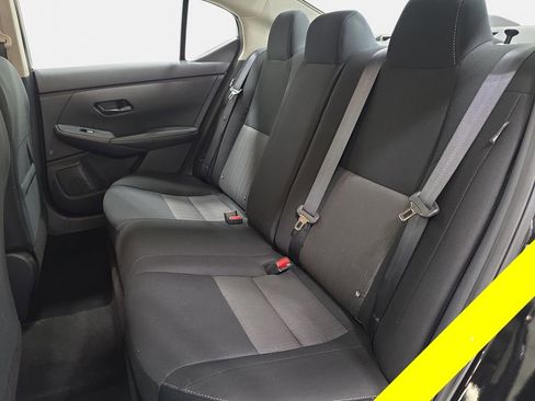 Used 2024 Nissan Sentra SV FWD image 13