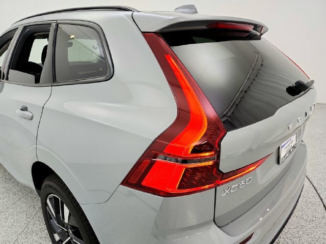 New 2027 Volvo XC60 B5 Core AWD/4WD image 33