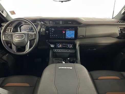 Used 2025 GMC Sierra 3500 AT4 w/ AT4 Premium Plus Package AWD/4WD image 10