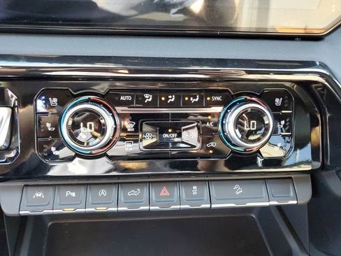 New 2026 GMC Sierra 1500 AT4 w/ Technology Package AWD/4WD image 25